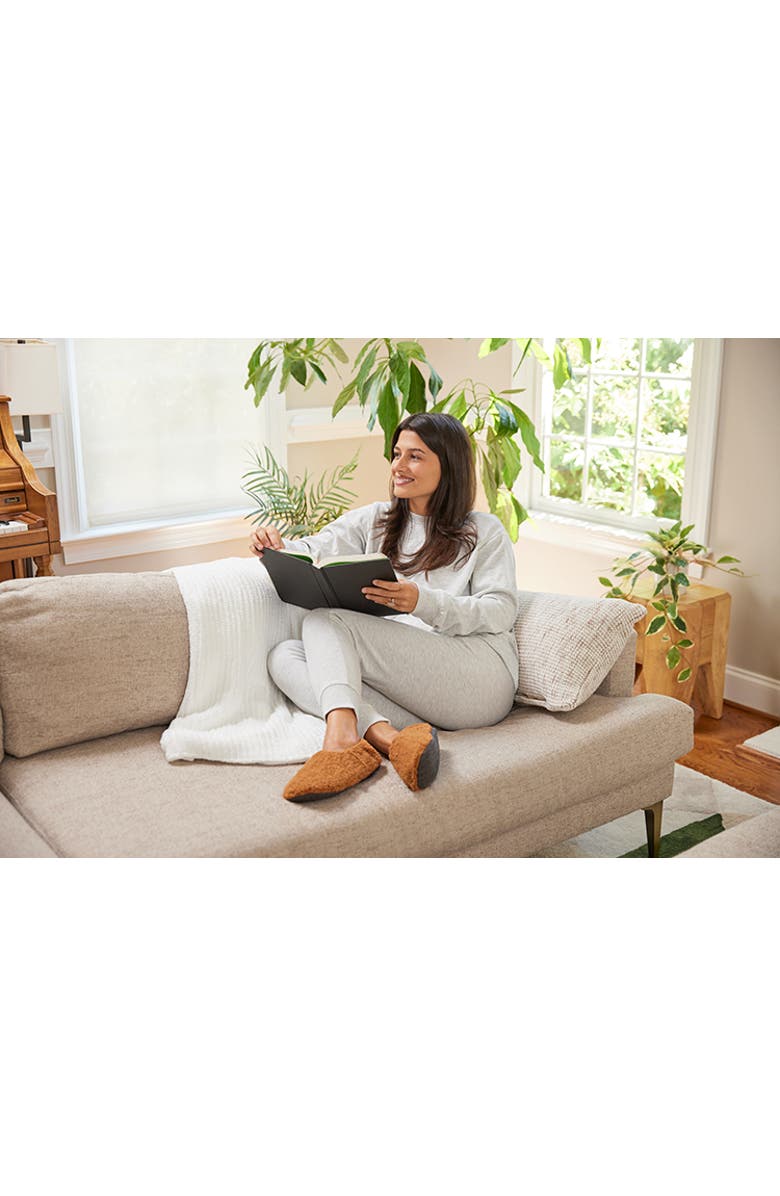 Feelgoodz Women's Aurora Slipper Socks, Alternate, color, Sable