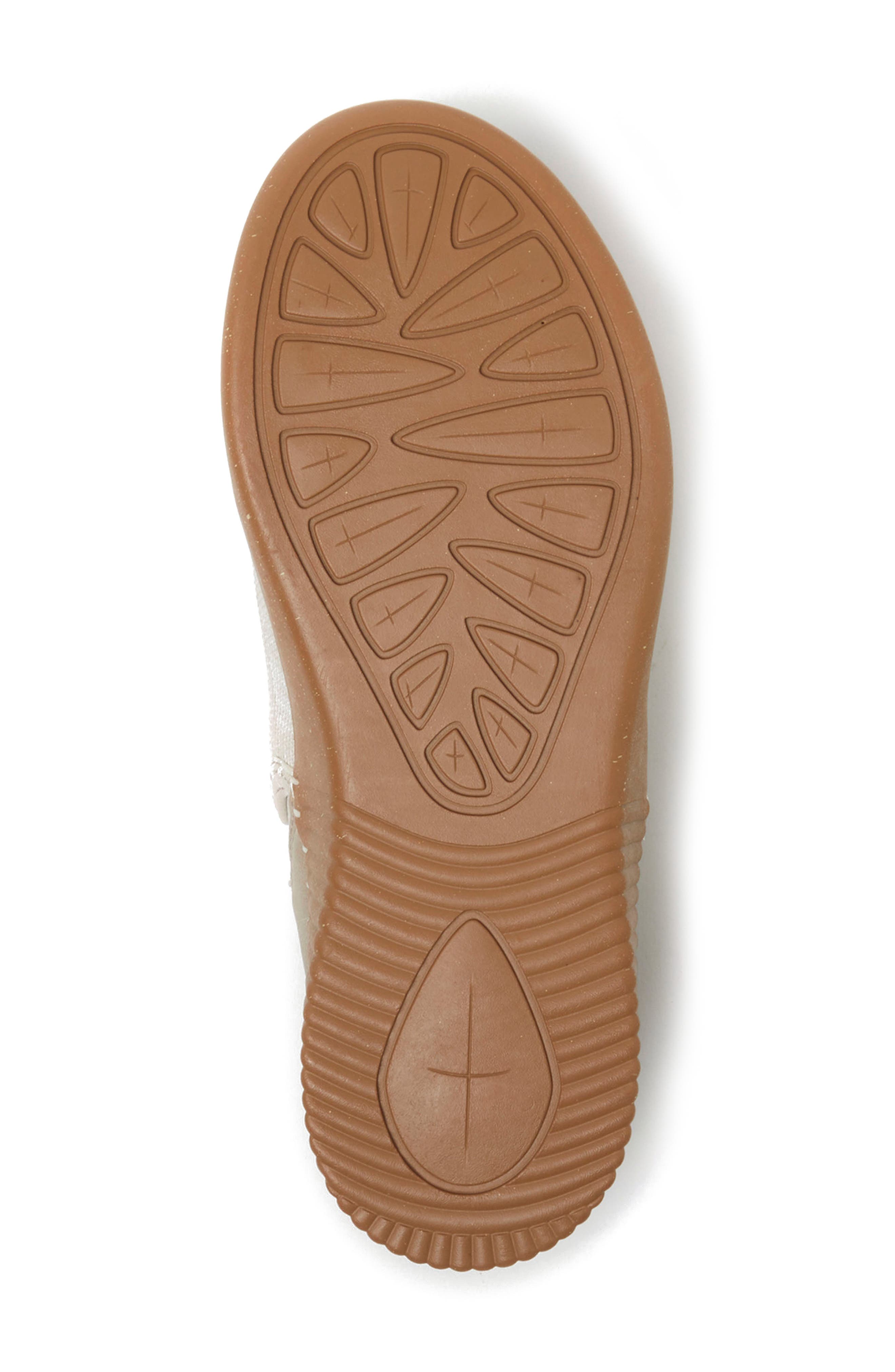 DEARFOAMS Lee Twin Gore Knit Slip-On Sneaker, Alternate, color, Tan