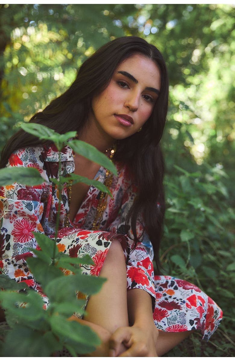 Ro's Garden Brussels Long Kurta, Alternate, color, Red Heran