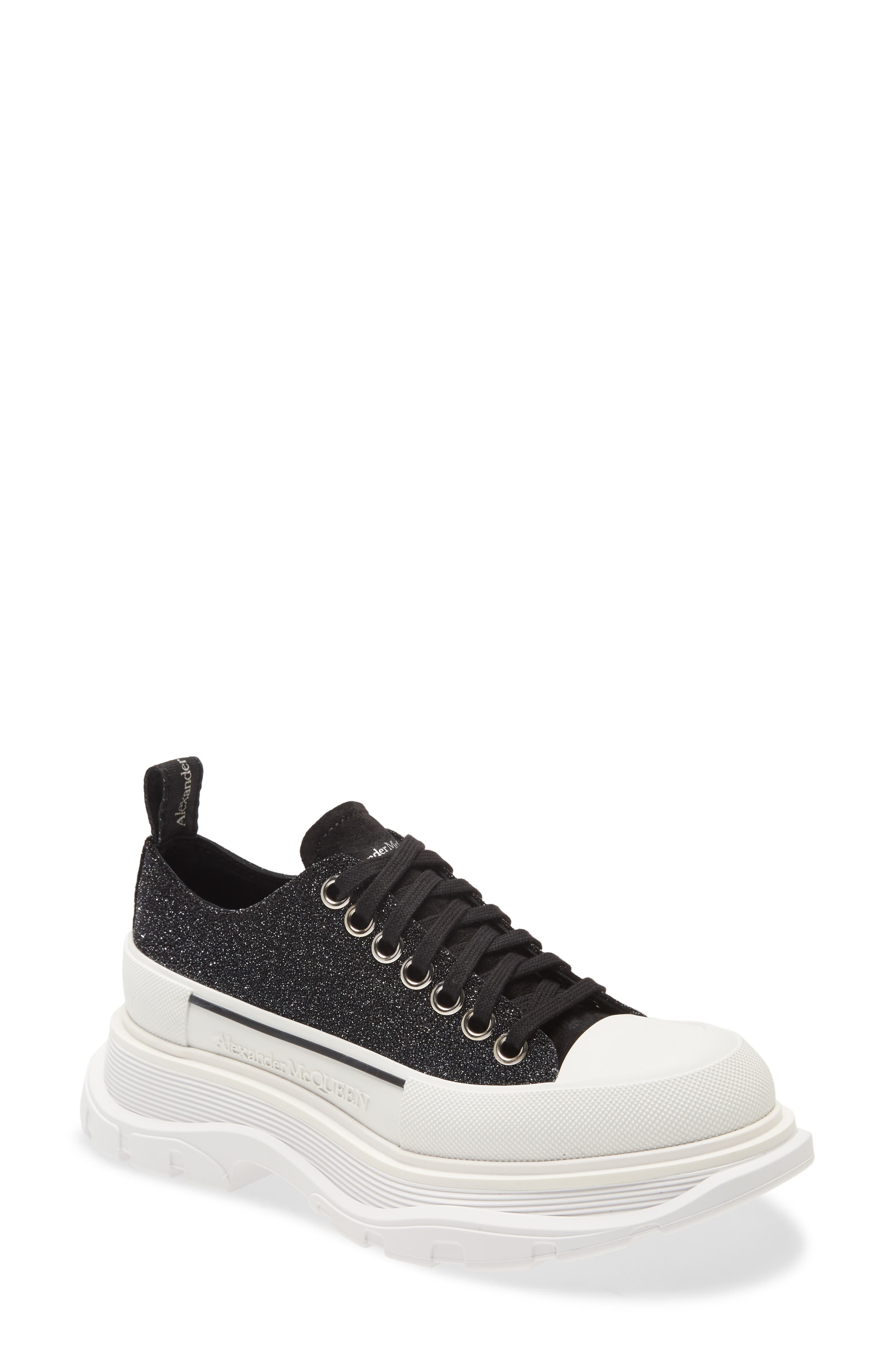 McQueen Alexander McQueen Tread Slick Low Top Sneaker, Main, color, 