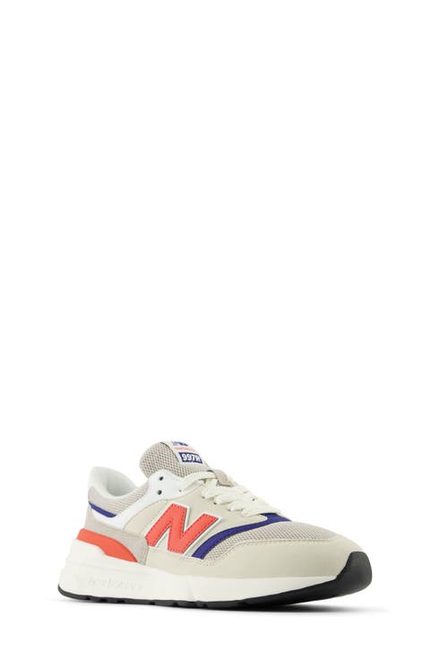 997R Sneaker (Big Kid)