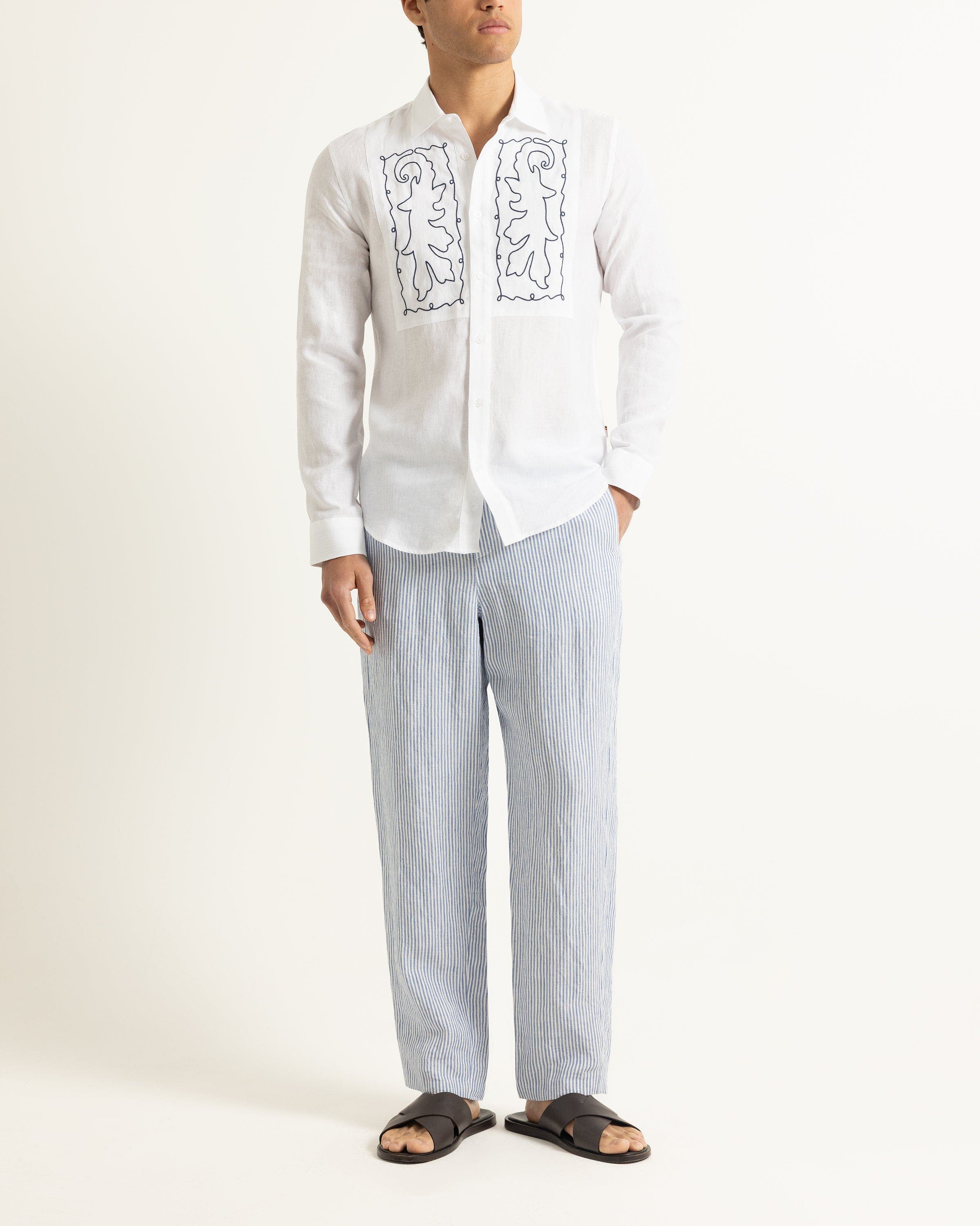 selected White Sand/Night Iris
