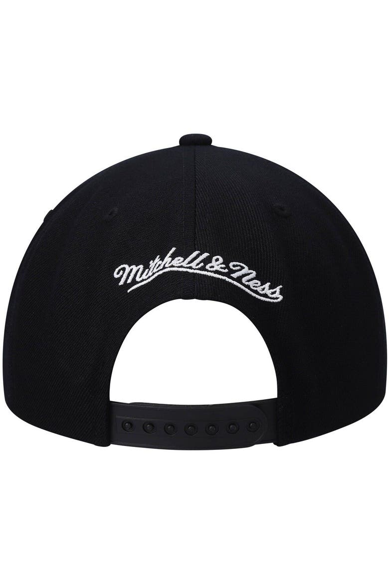 Men's Mitchell & Ness Black Sacramento Kings Hardwood Classics Script 2.0 Snapback Hat, Alternate, color, Black
