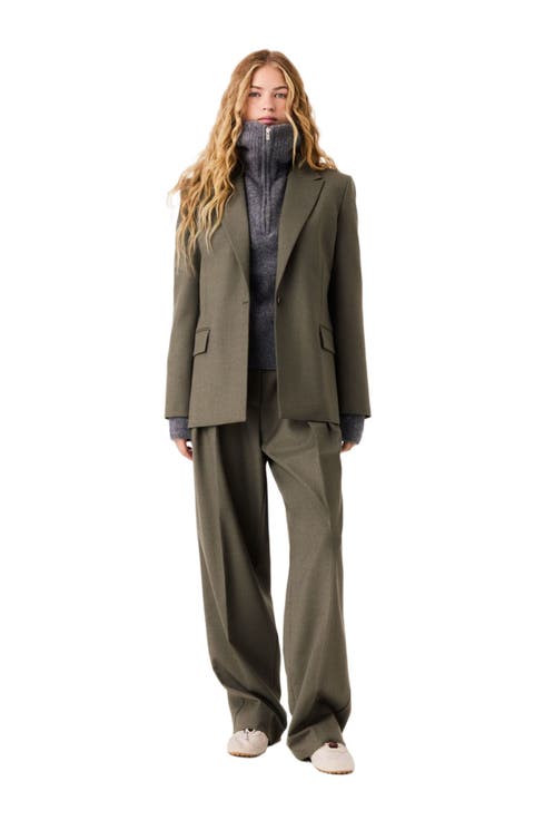 Single-breasted suit jacket