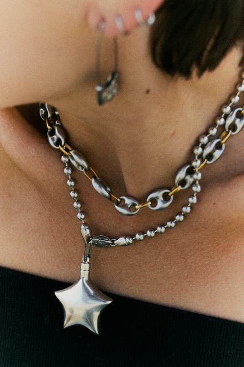 67jewelry Puffed Star Necklace Ii In Metallic