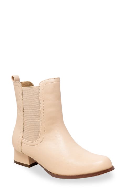 Short Chelsea Boot (Women)