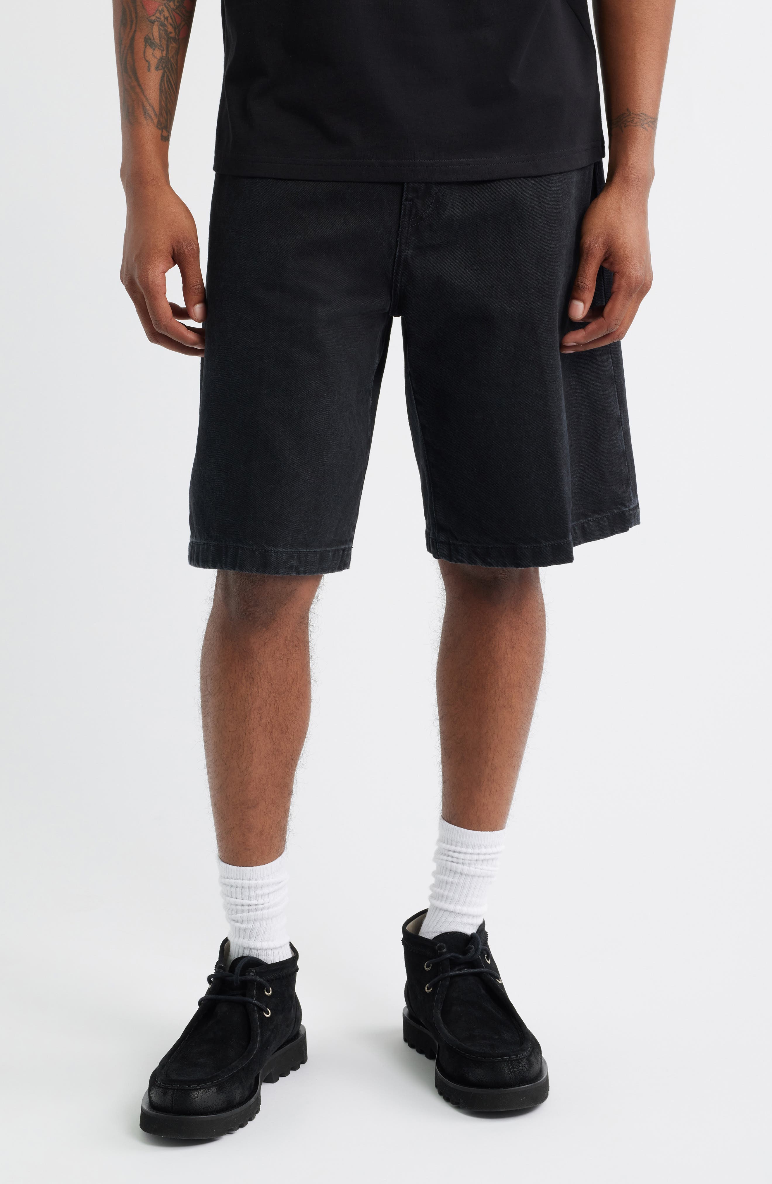 selected BLACK (STONE WASHED)