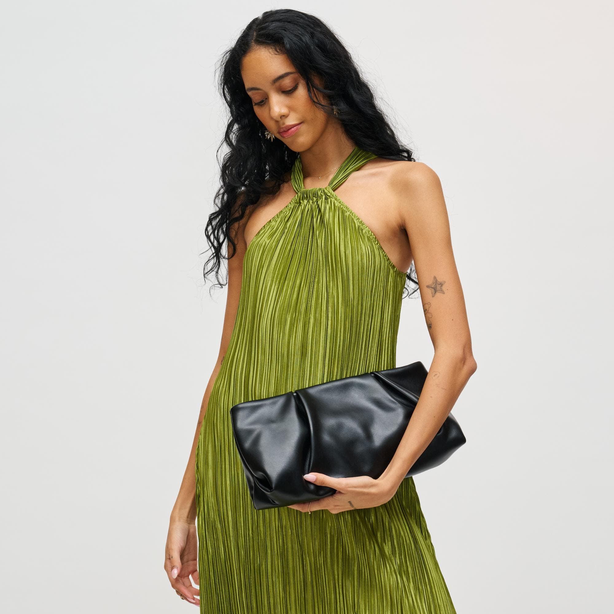 URBAN EXPRESSIONS HANDBAGS Franny Clutch, Main, color, Black