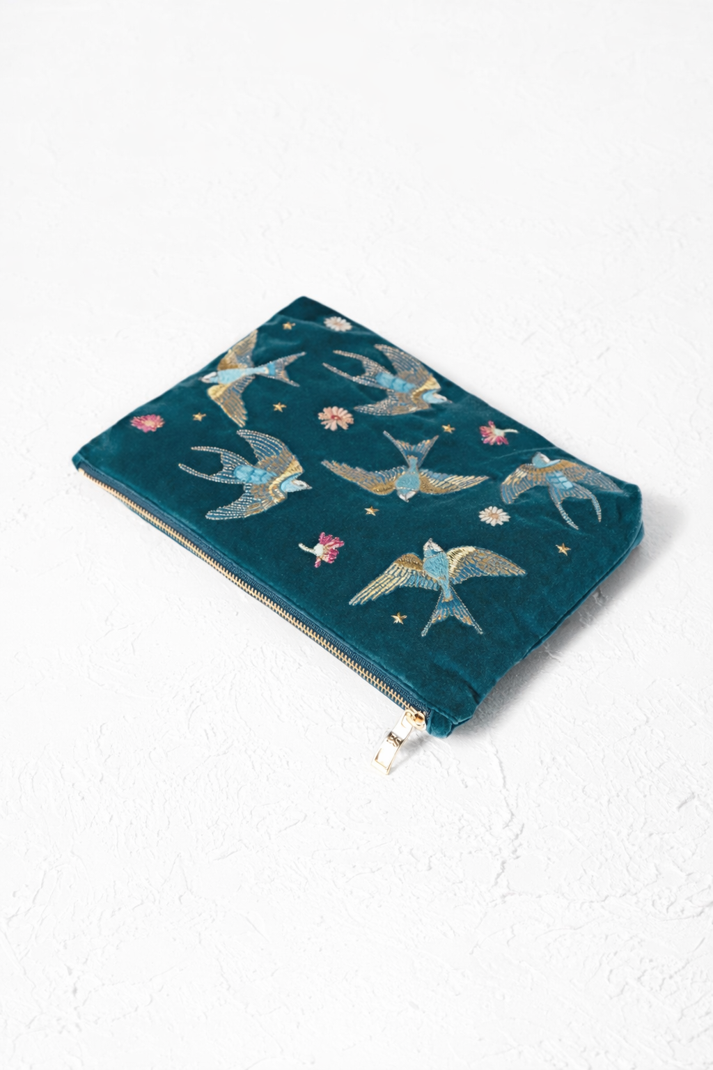 Elizabeth Scarlett Swallows Velvet Everyday Pouch, Alternate, color, Rich Blue