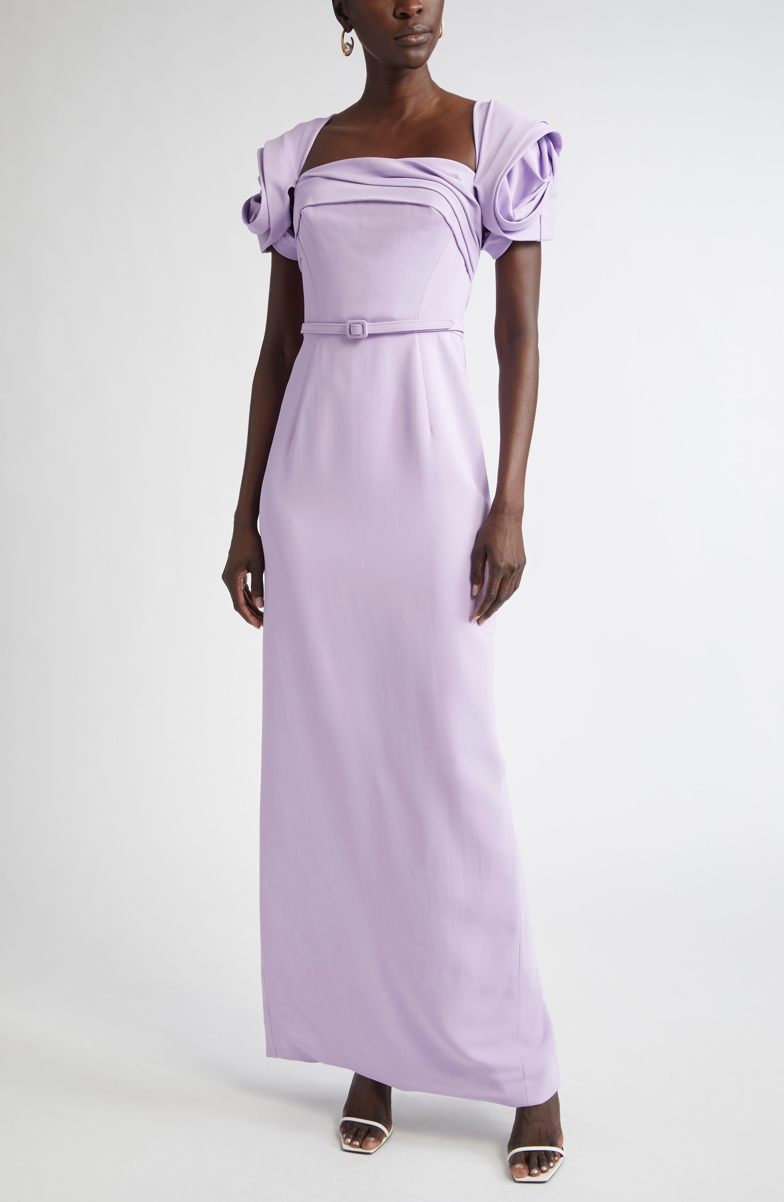 Oscar De La Renta Rosette Sleeve Stretch Cady Column Gown In Purple