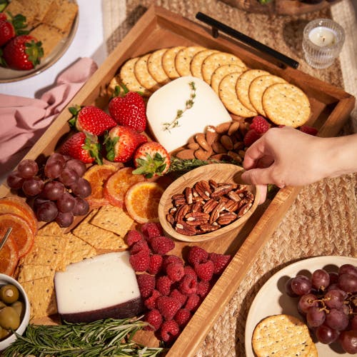 Twine Acacia Wood Longboard Cheese Board With Metal Handle