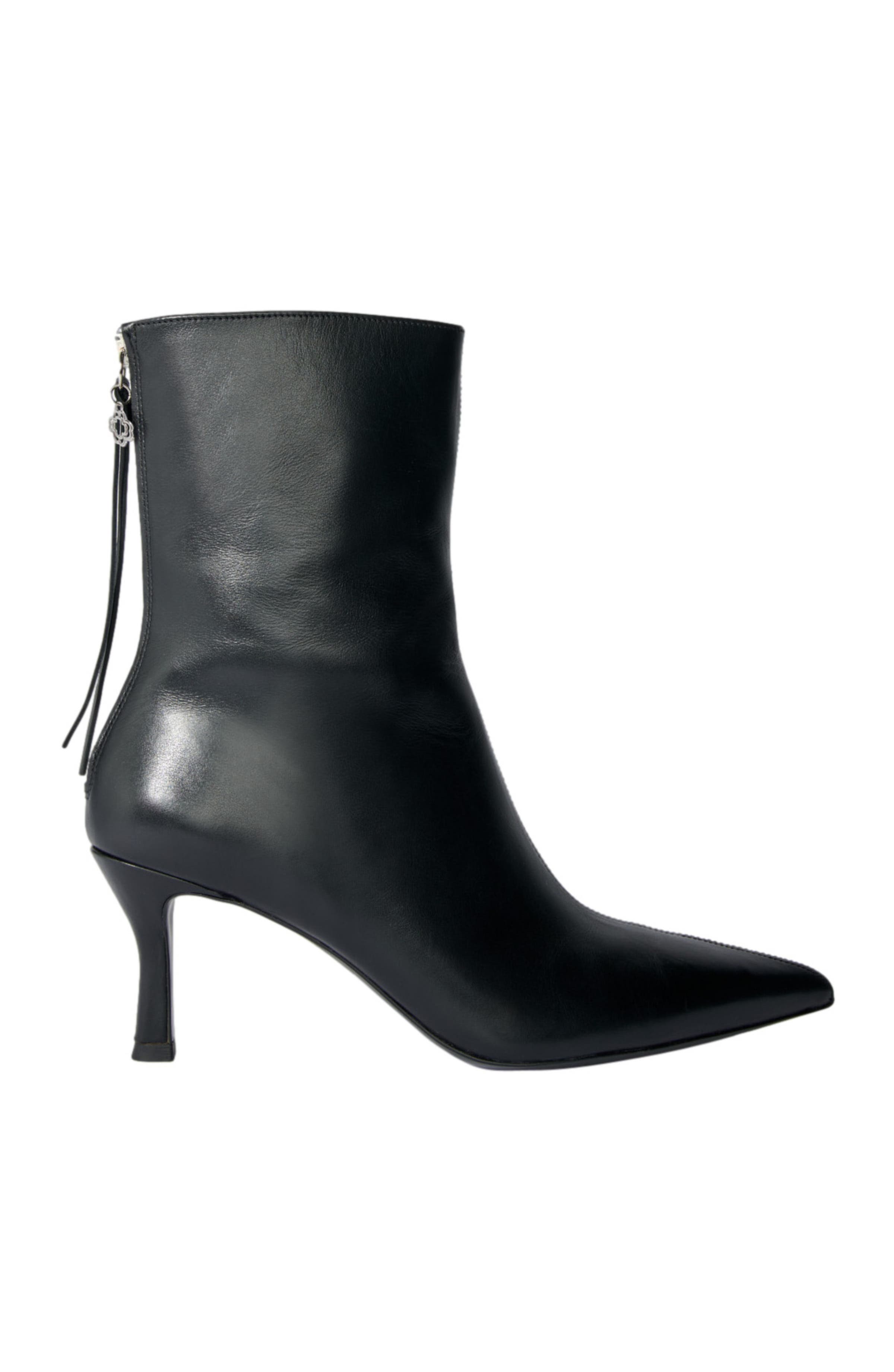 Leather ankle boots