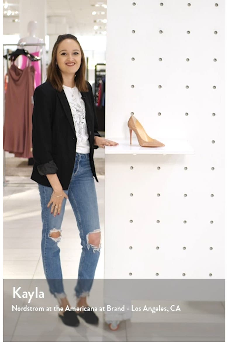 Pointed Toe Pump video