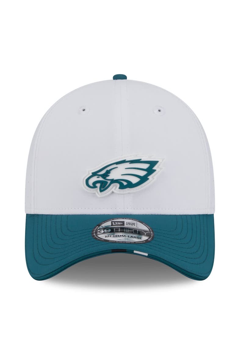 Men's New Era  White/Midnight Green Philadelphia Eagles 2025 NFL Training Camp 39THIRTY Flex Hat, Alternate, color, White