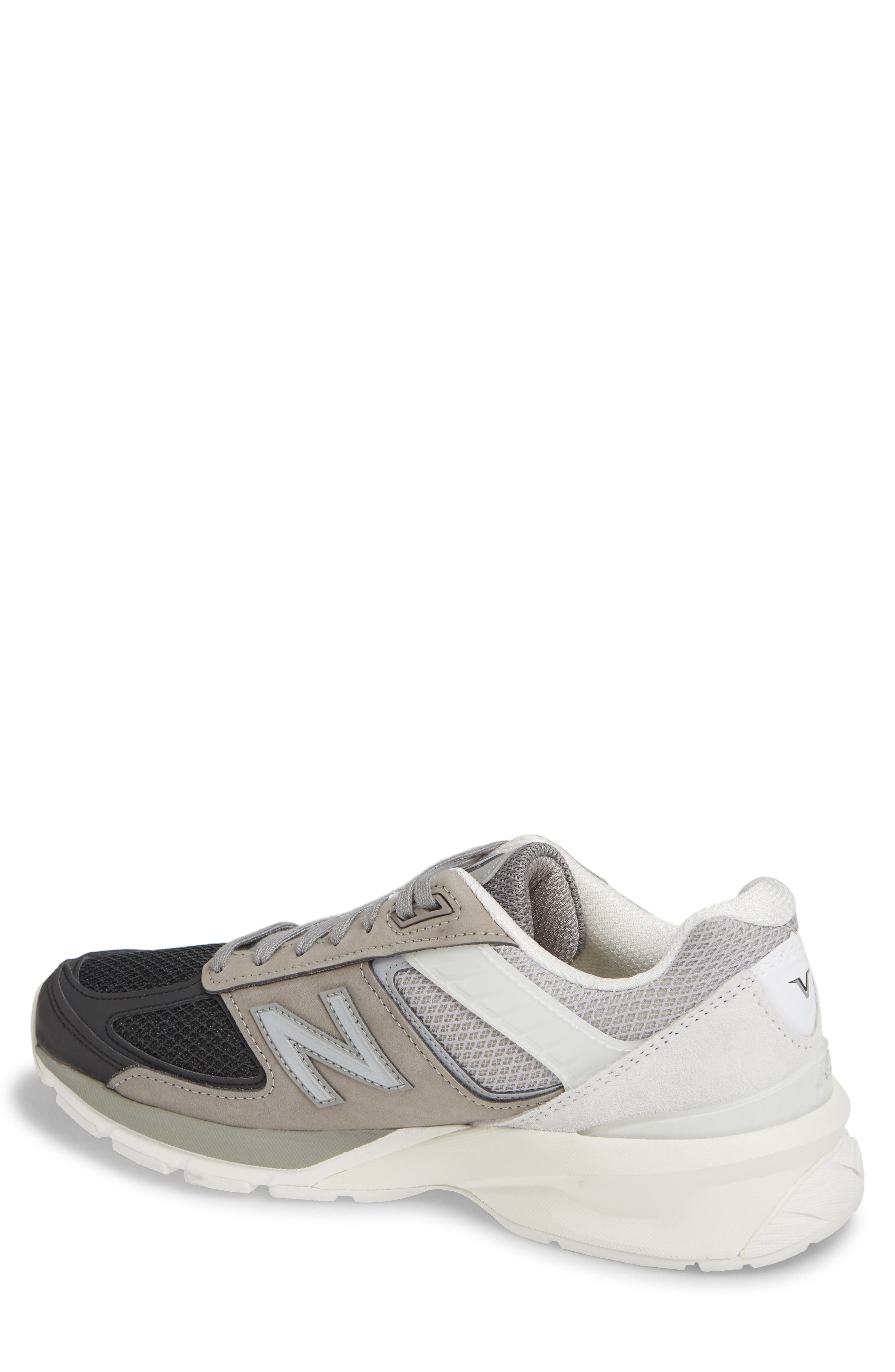 New Balance 990v4 Premium Running Shoe, Alternate, color, 