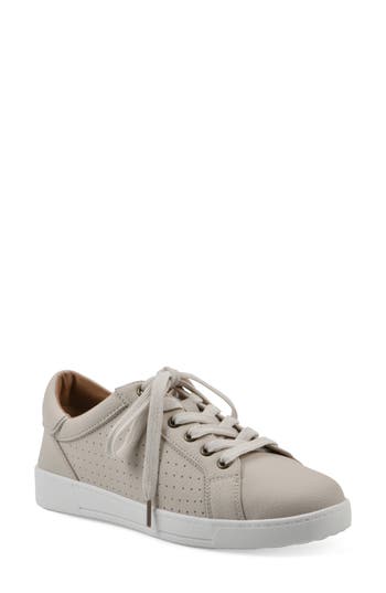 White Mountain Footwear Uniform Sneaker In Bone Smooth
