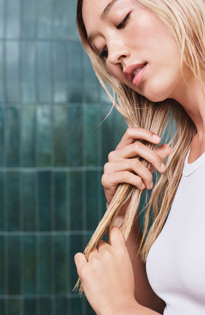 Aveda botanical repair<sup>™</sup> bond-building pre-shampoo treatment, Alternate, color, 