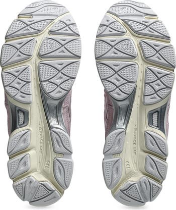 GEL-NYC Running Shoe