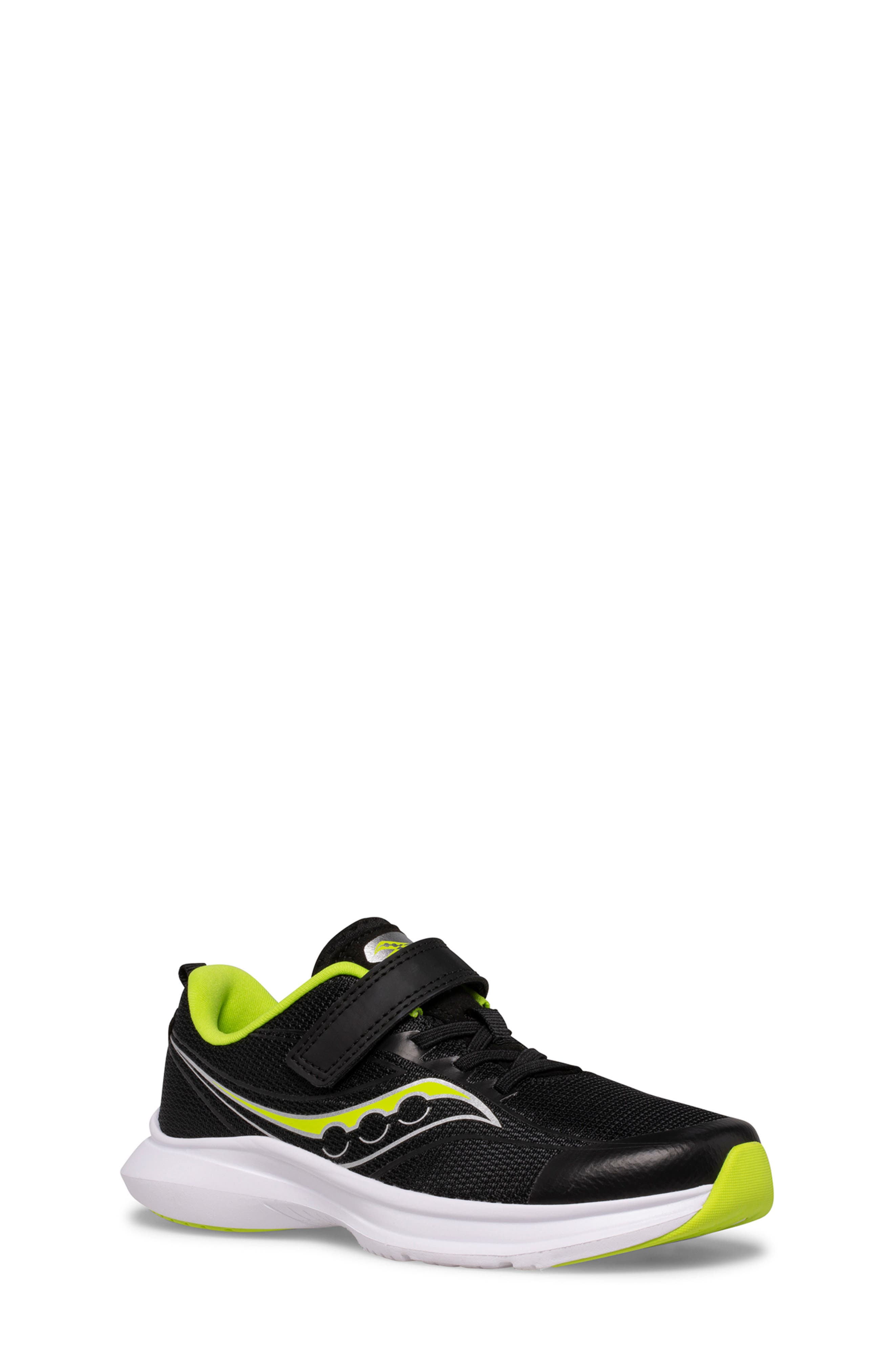Saucony Kinvara<sup>®</sup> 10 Sneaker, Main, color, 