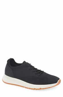 Vince Camuto Vy-Rayan Sneaker
