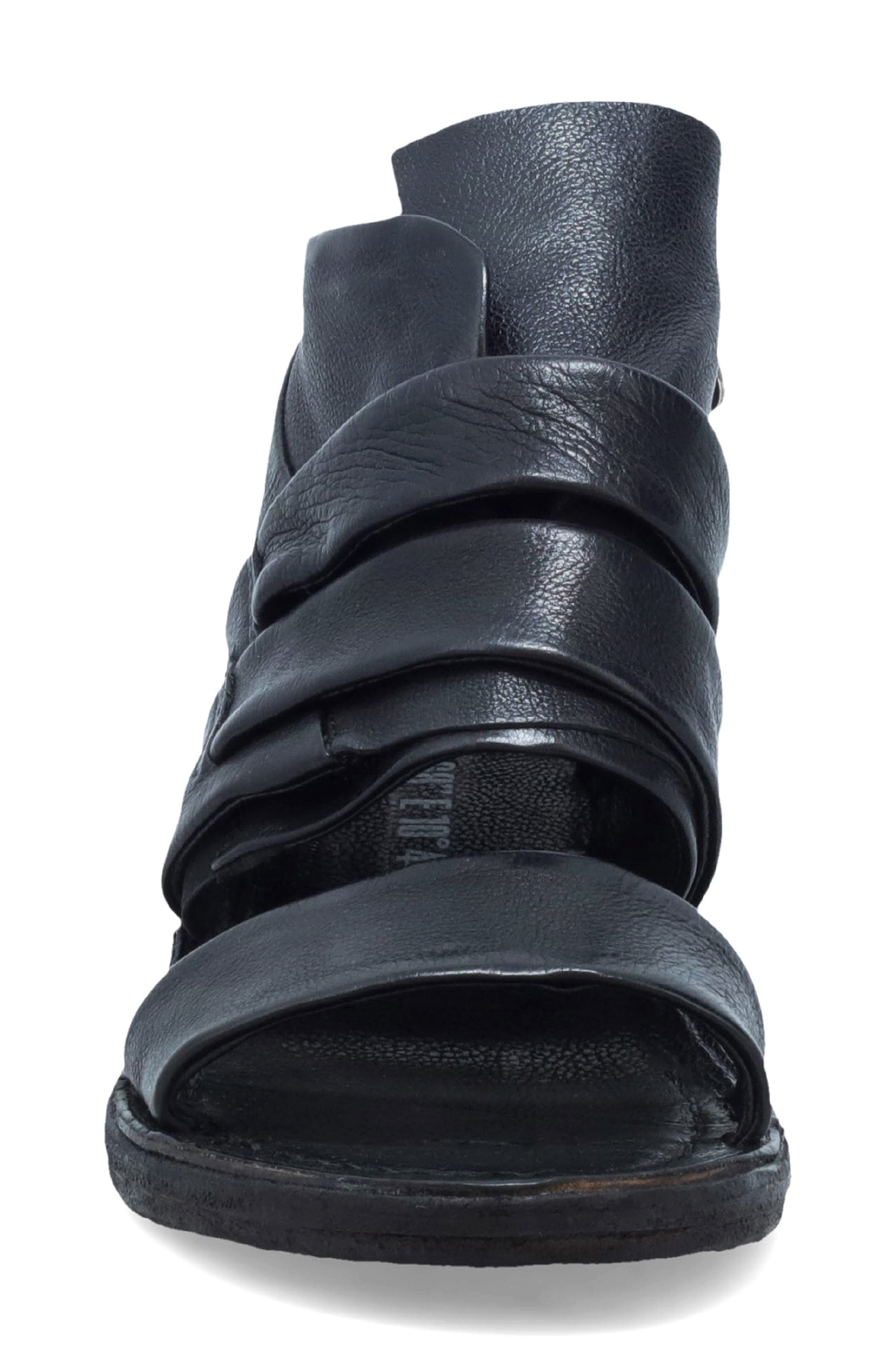 Kayne Sandal, Alternate, color, BLACK