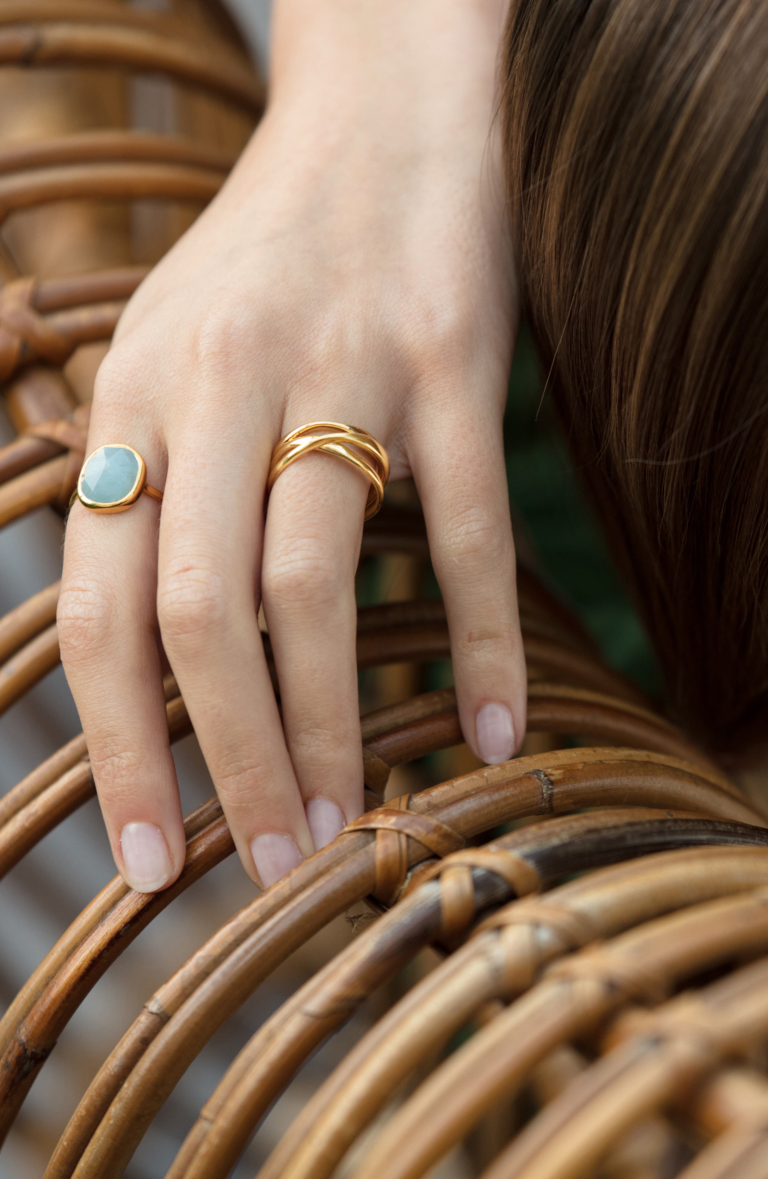 Женские аксессуары Monica Vinader Nura Crossover Ring — фото 4