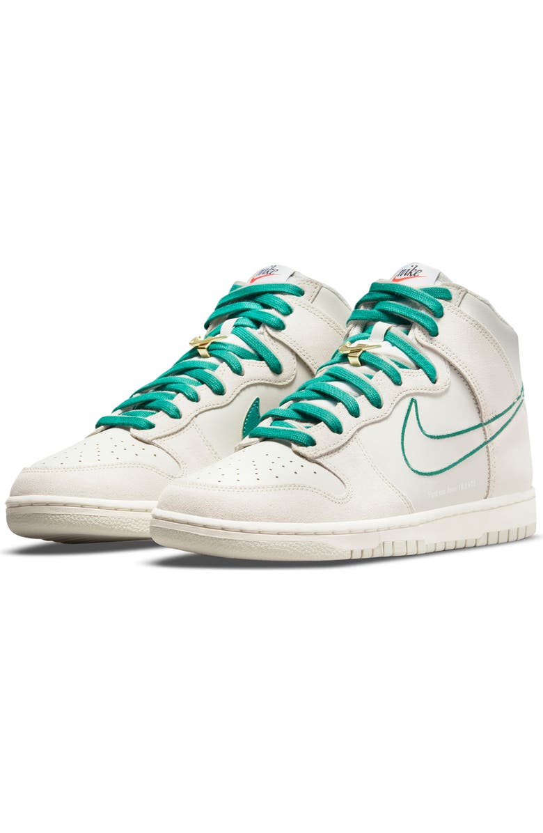Nike Dunk High SE Basketball Sneaker, Main, color,