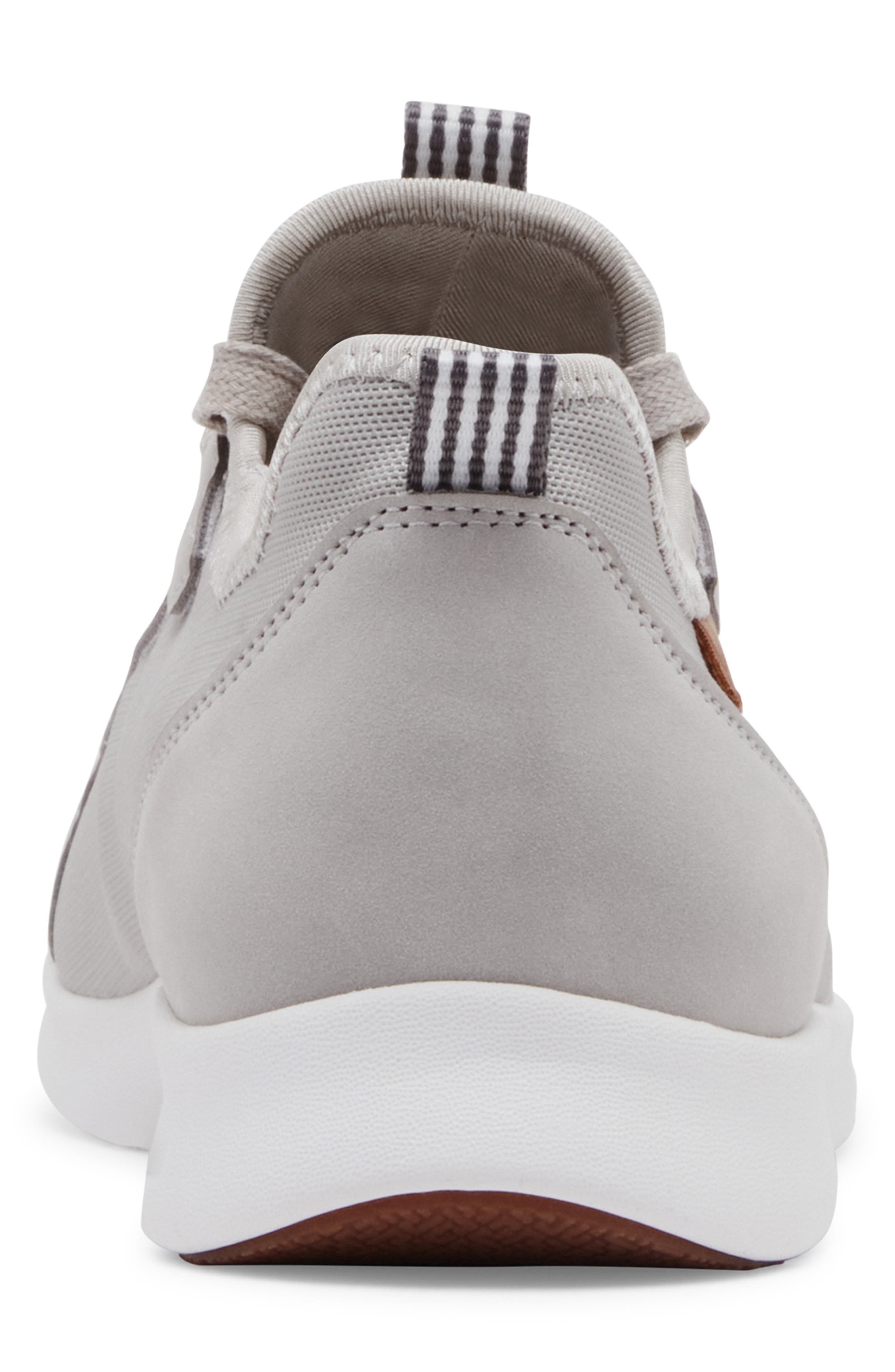 Steve Madden Parke Slip-On Sneaker, Alternate, color, Light Grey