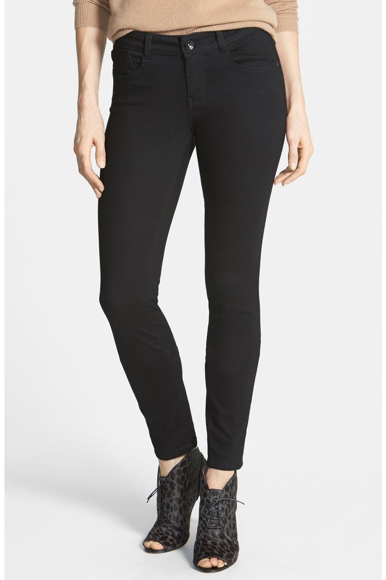 Lightweight Stretch Skinny Jeans (Nordstrom Exclusive), Main, color, BLACK