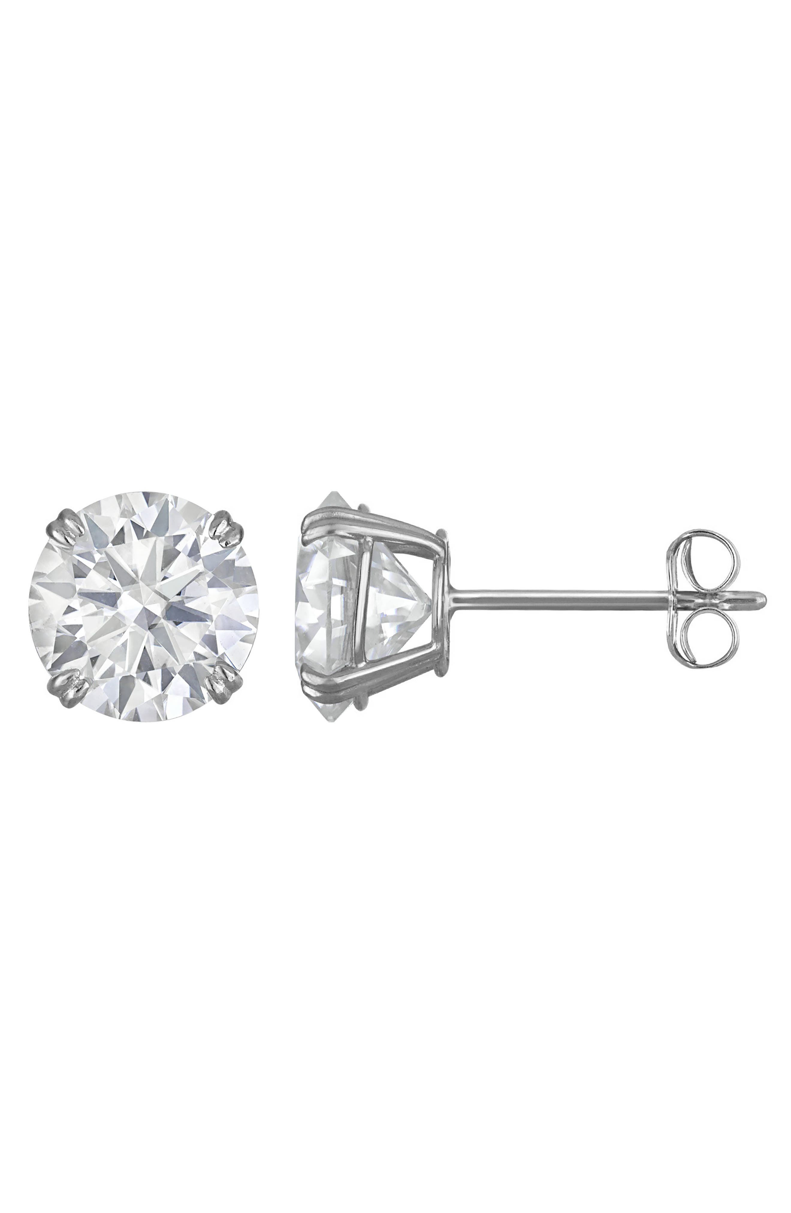FZN <p>14K Gold Moissanite Stud Earrings</p>