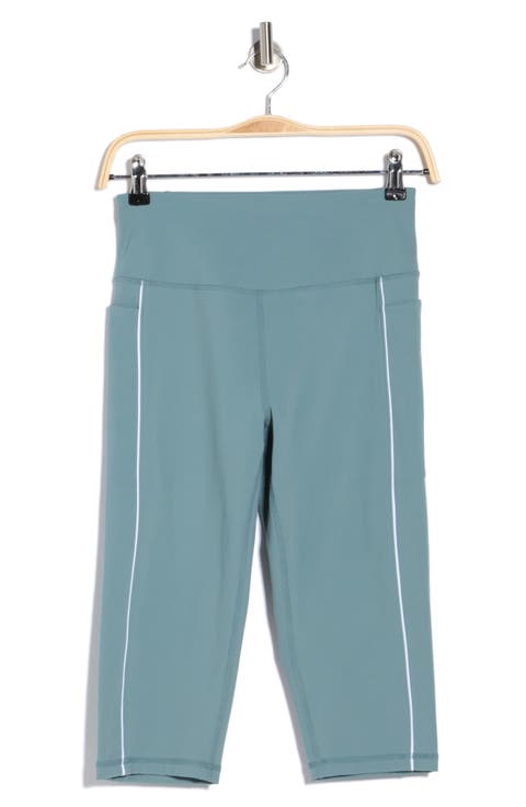 Perform High Waist Piped Capri Leggings
