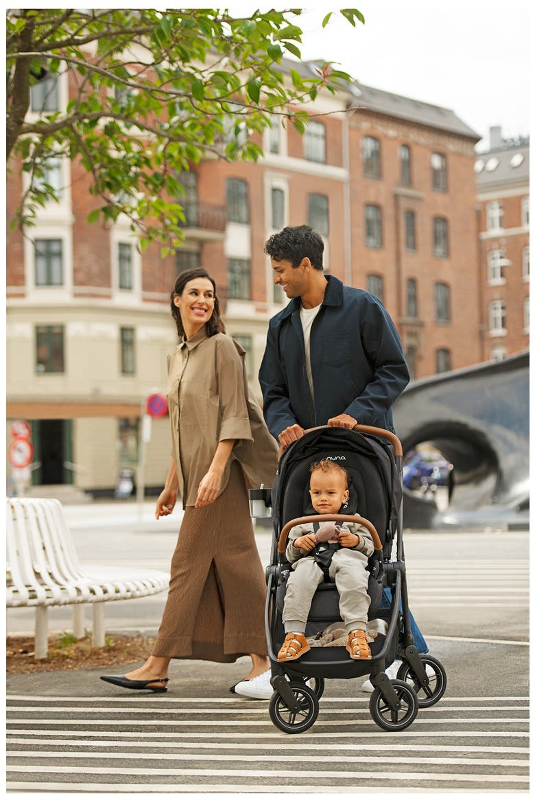 SWIV™ Stroller, Alternate, color, CAVIAR/ CHOCOLATE
