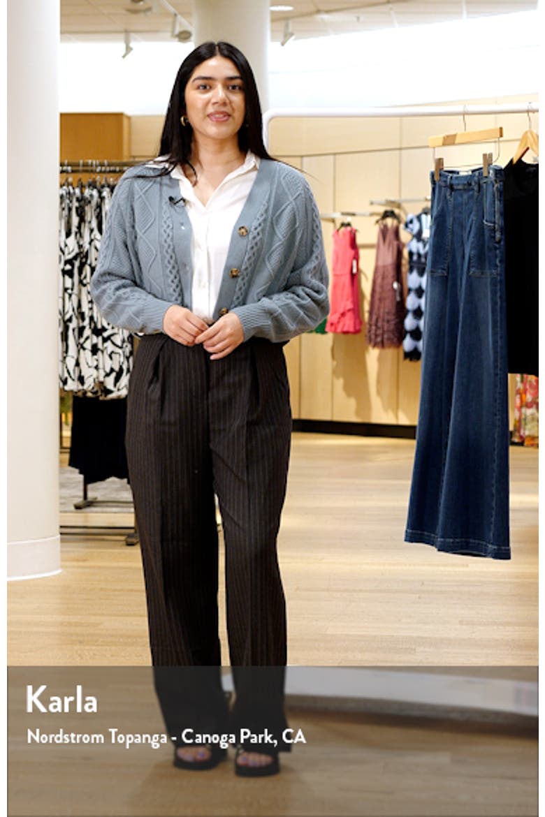 Cable Knit V-Neck Crop Cardigan video