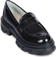 URBNKICKS Plain Loafer Leather Shoes