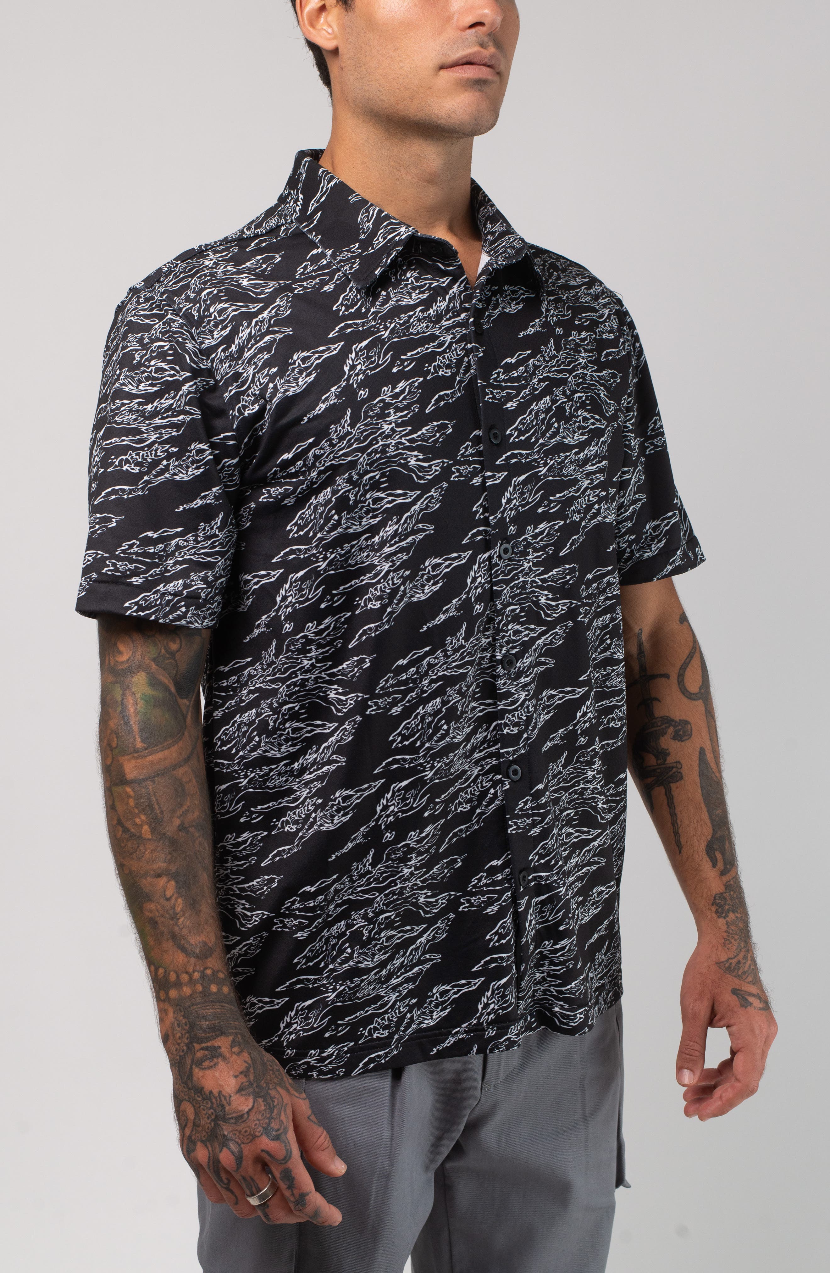 VAST Aqua Terra Midnight Camo Tech Short Sleeve Performance Button-Up ...
