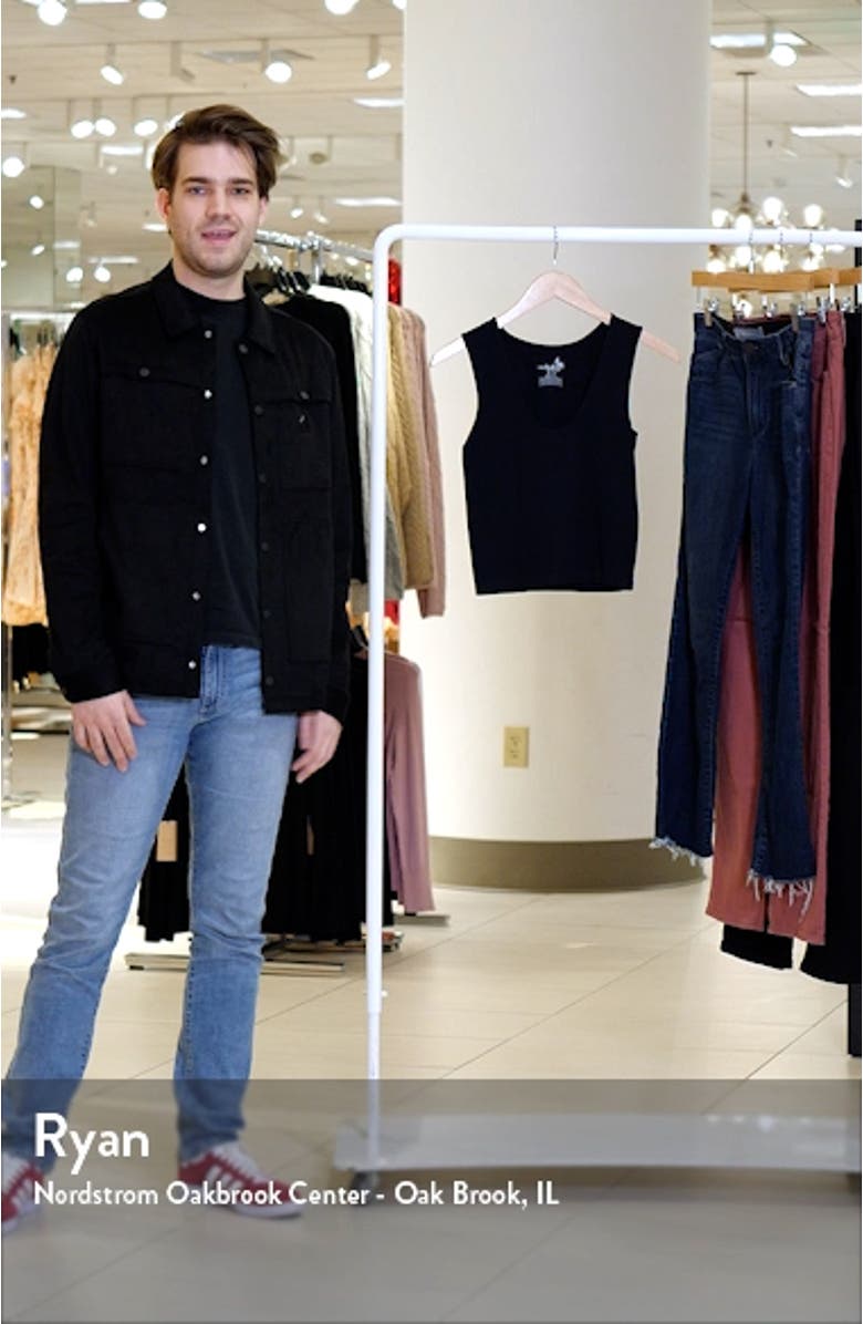 Clean Lines Seamless Muscle Fit Camisole, sales video thumbnail