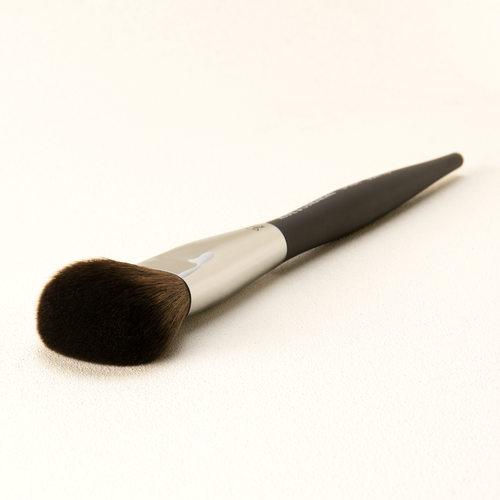 Omnia Brush Pro Dome Powder Makeup Brush In Black