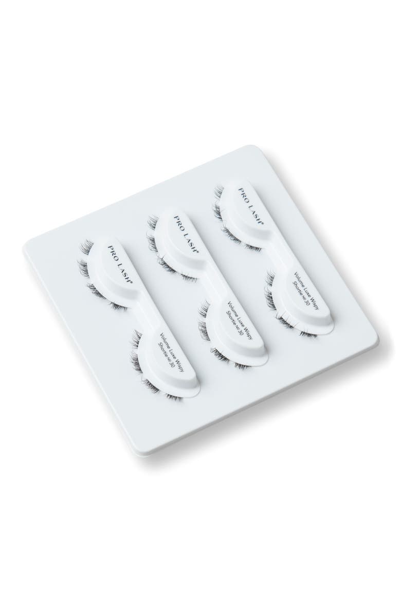Volume Luxe Wispy Shorties No. 30 False Lashes, Main, color, BLACK