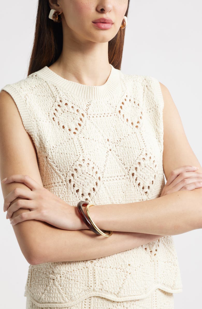 Nordstrom Set of 2 Resin Hoop Earrings, Alternate, color, Brown- Ivory