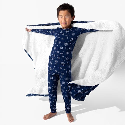 Bellabu Bear Kids' Snowflake Set Of 2 Piece Pajamas In Blue
