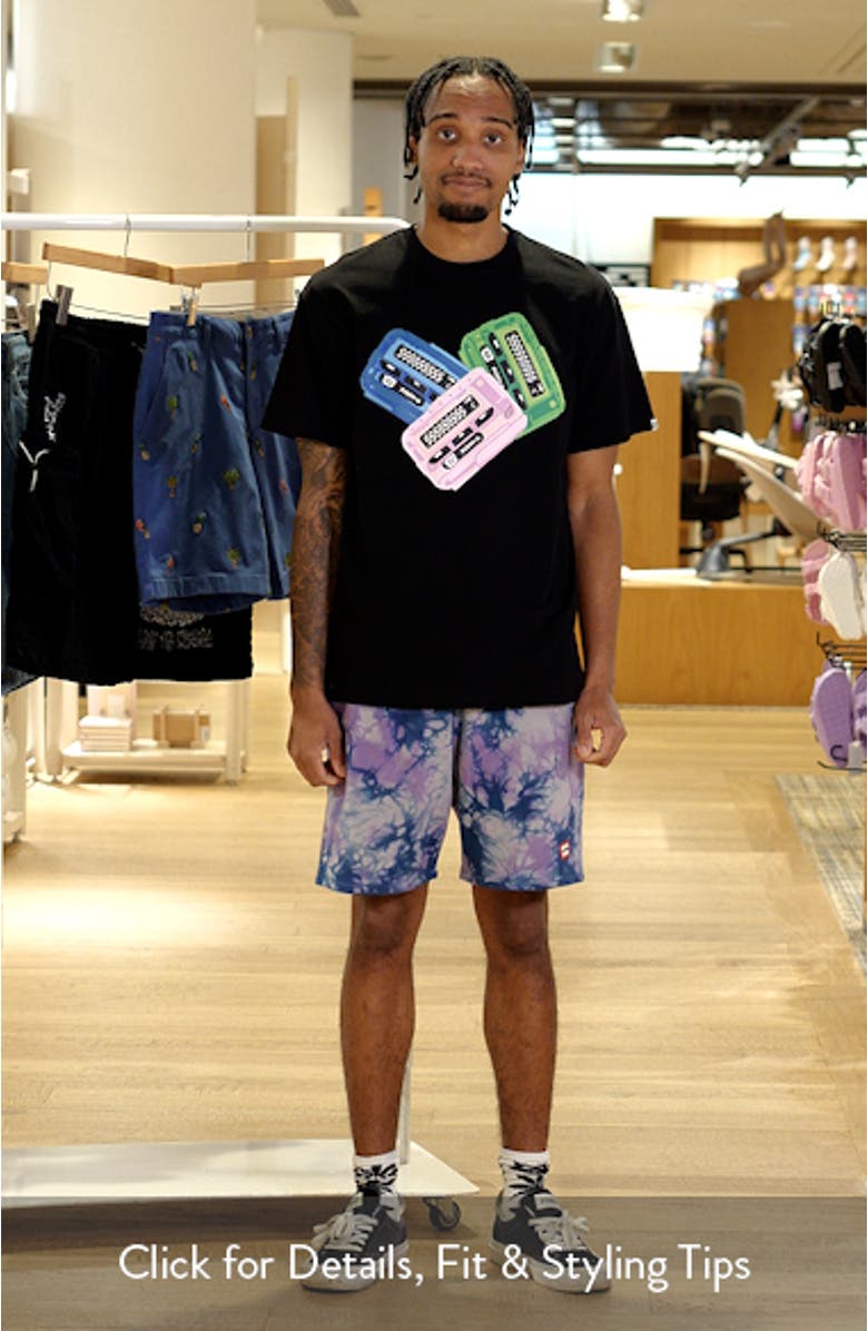 Collection Graphic T-Shirt, sales video thumbnail