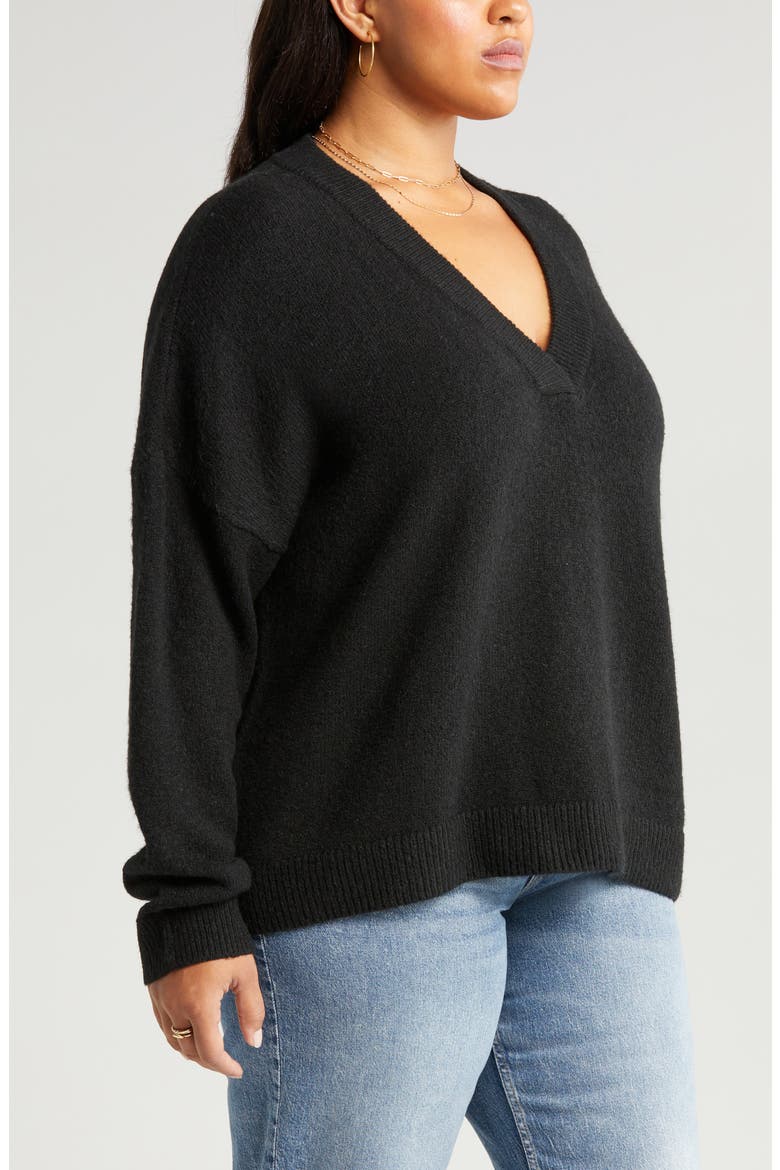 Oversize V-Neck Sweater, Alternate, color, BLACK