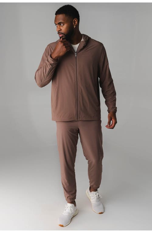 Vitality Prime Jogger In Brown