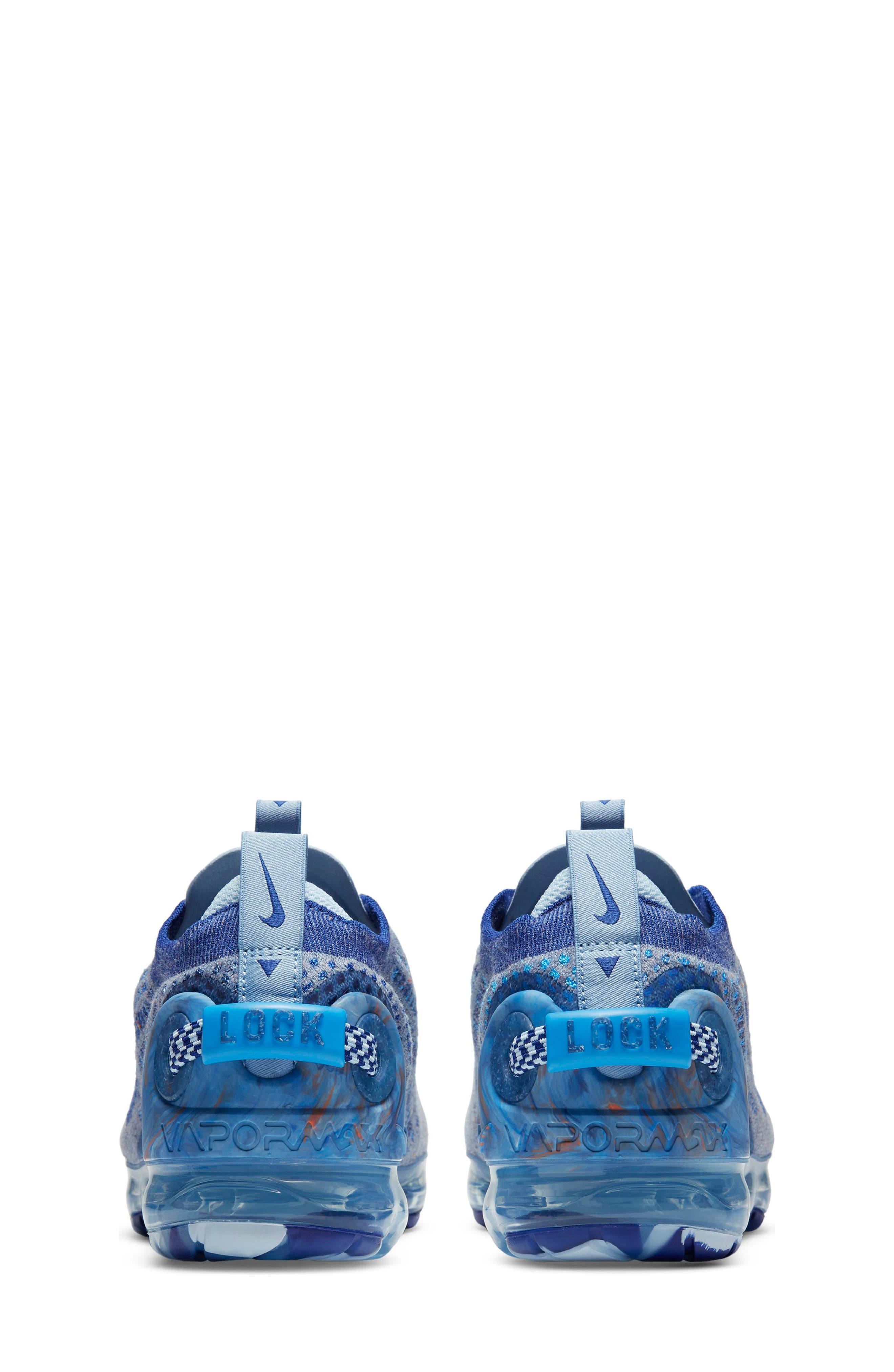 Air VaporMax 2020 Flyknit Sneaker, Alternate, color, BLUE/ DEEP ROYAL BLUE/ BLUE