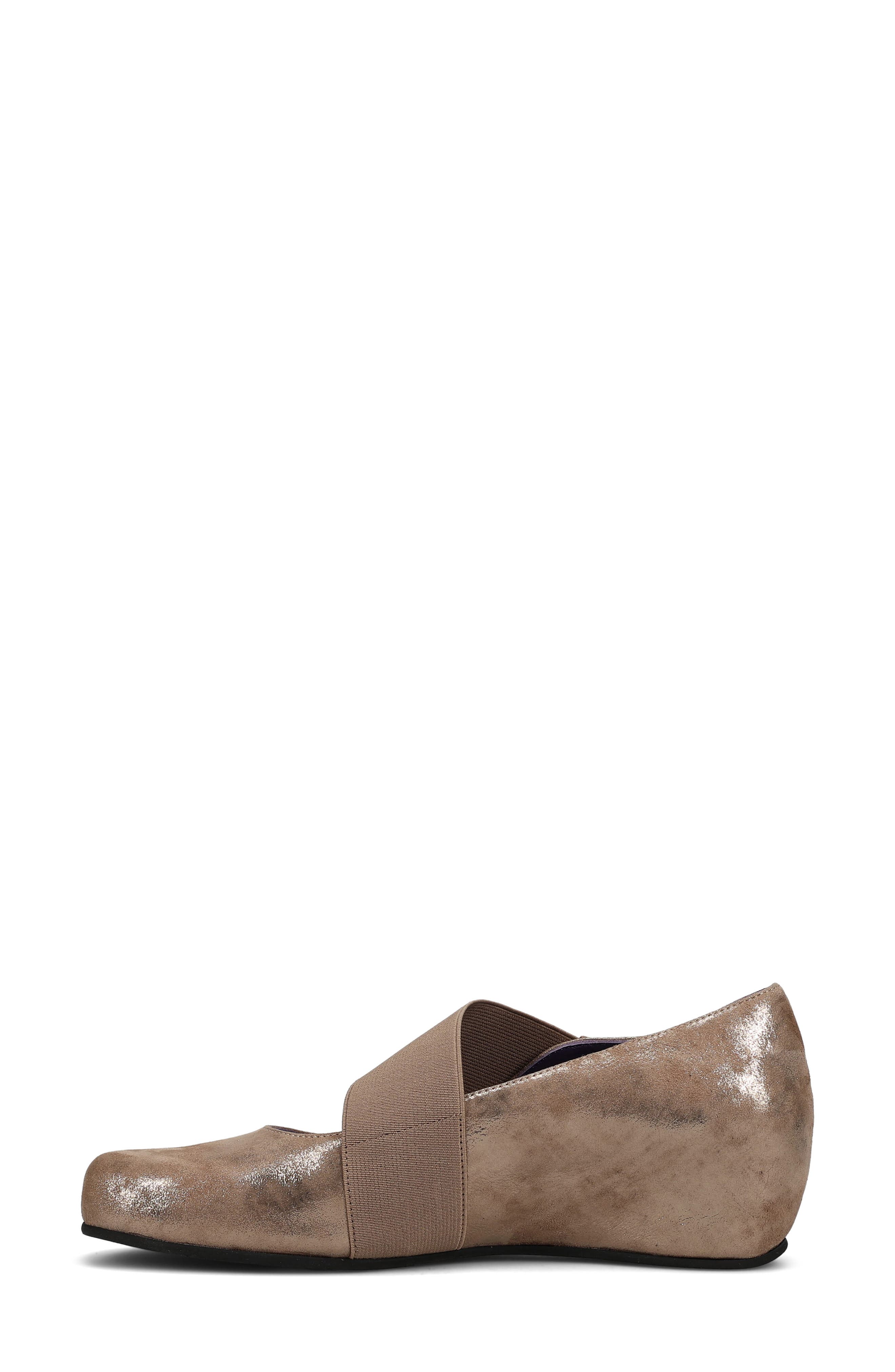 Mary Pump, Alternate, color, BRONZE