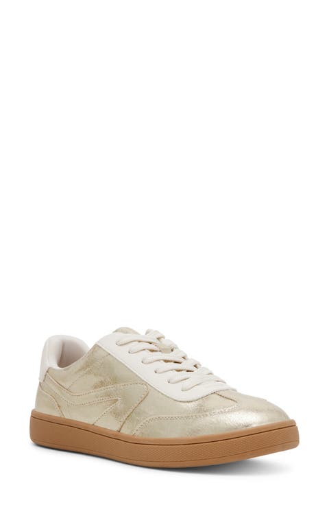 Voyage Sneaker (Women)