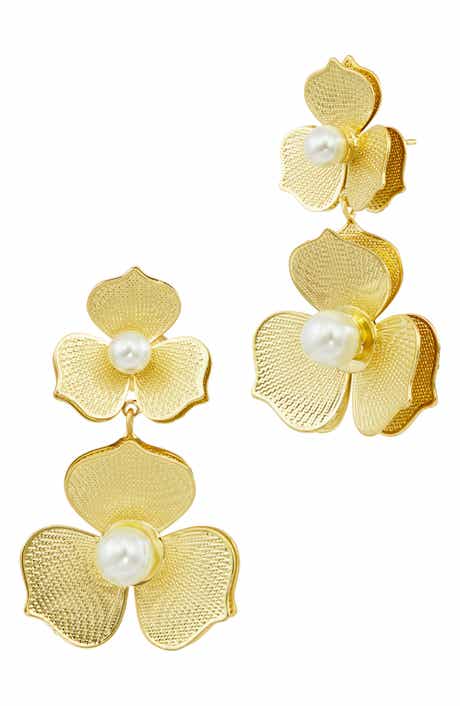 SAVVY CIE JEWELS Faux Pearl Mesh Flower Drop Earrings