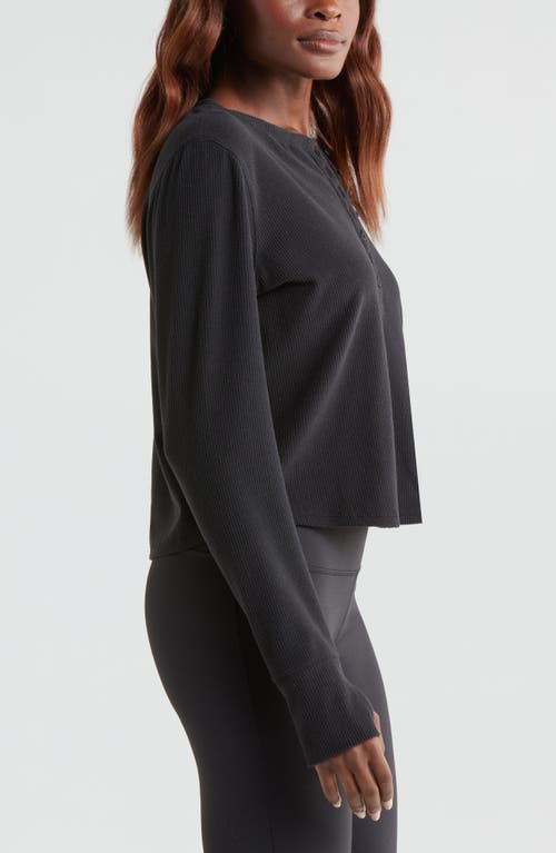 Zella Cozy Rib Henley In Black