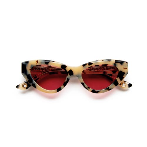 Vada Catfish Sunglasses In Multi