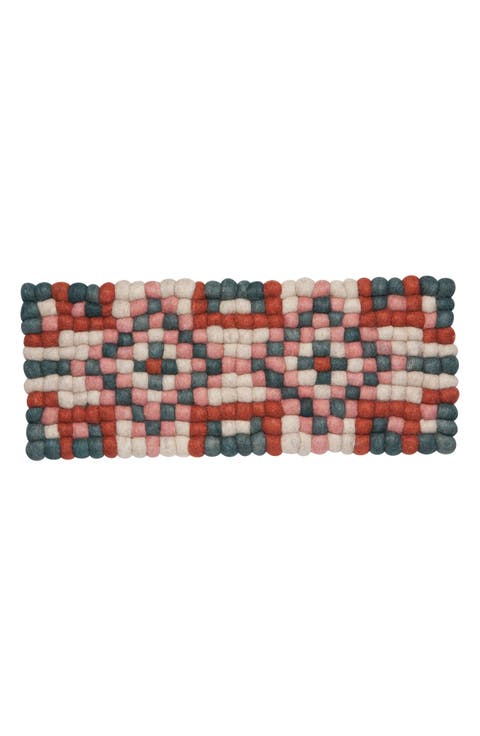 Dot Terra Runner Centerpiece